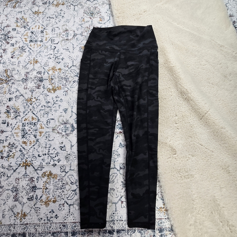 ColorfulKoala Camo Active Legging Women Medium